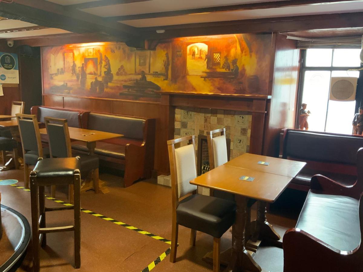 Cyprus Inn Bridge of Earn Extérieur photo